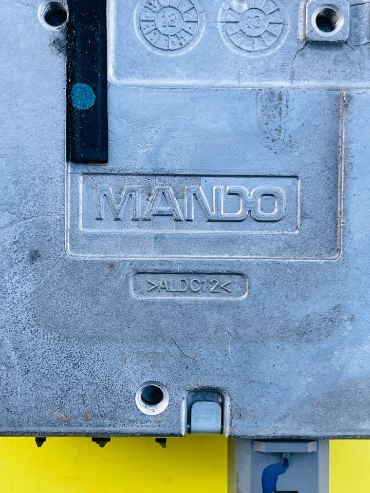 Módulo de control de dirección asistida KIA SPORTAGE 2011-2013 OEM 56345-2S511 Foto 3 de 4