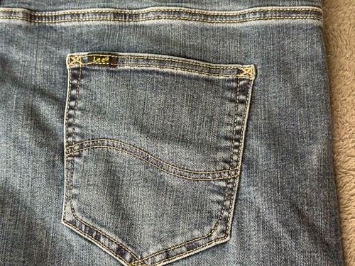 Lee Extreme Motion MVP Jeans 42 X 30 - Straight Leg Regular Fit 2Y - Picture 7 of 11