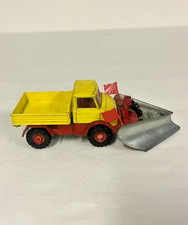 Vintage Corgi Unimog 406 Snow Plow Truck Diecast