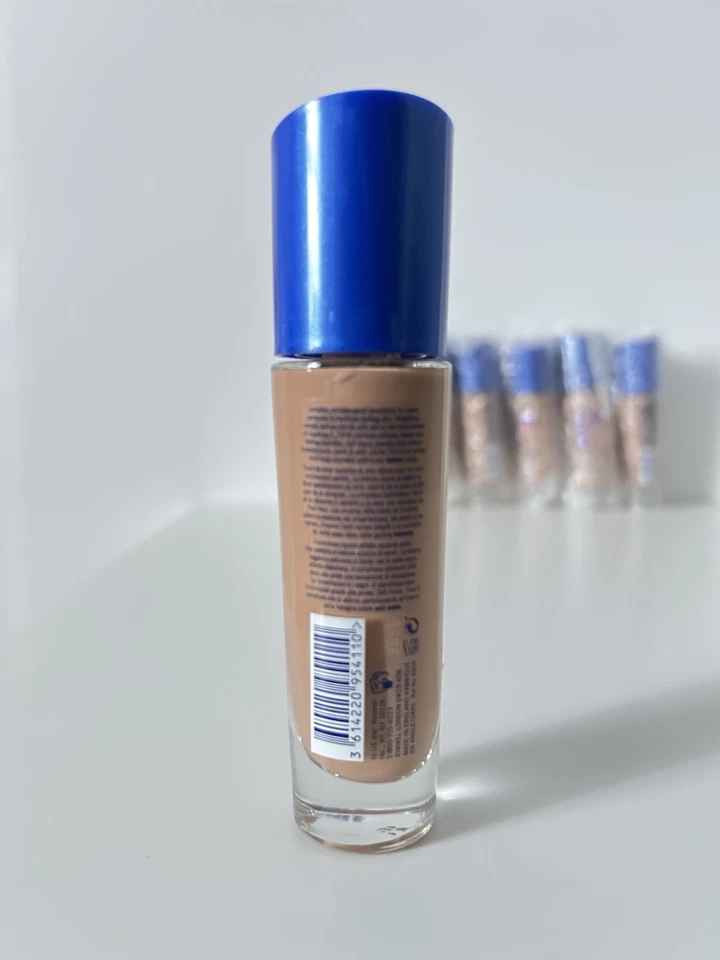 Rimmel London Match Perfection Foundation Nude 30ml SPF20 Lightweight Makeup - Image 2 of 3