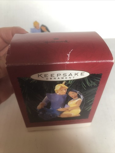 Hallmark Disney Ornament Pocahontas und Captain John Smith Weihnachten Urlaub - Bild 8 von 12