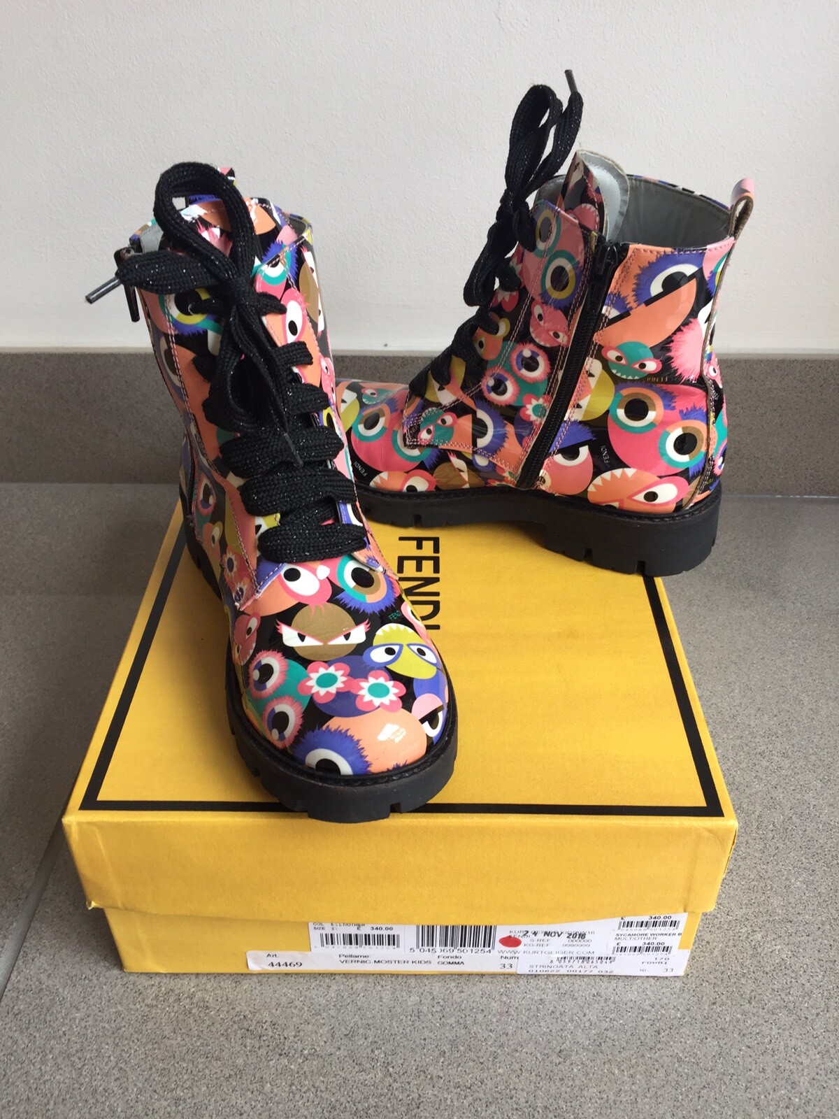 GIRLS FENDI MONSTER BOOTS  SIZE EU 33, UK SIZE 2 image 8