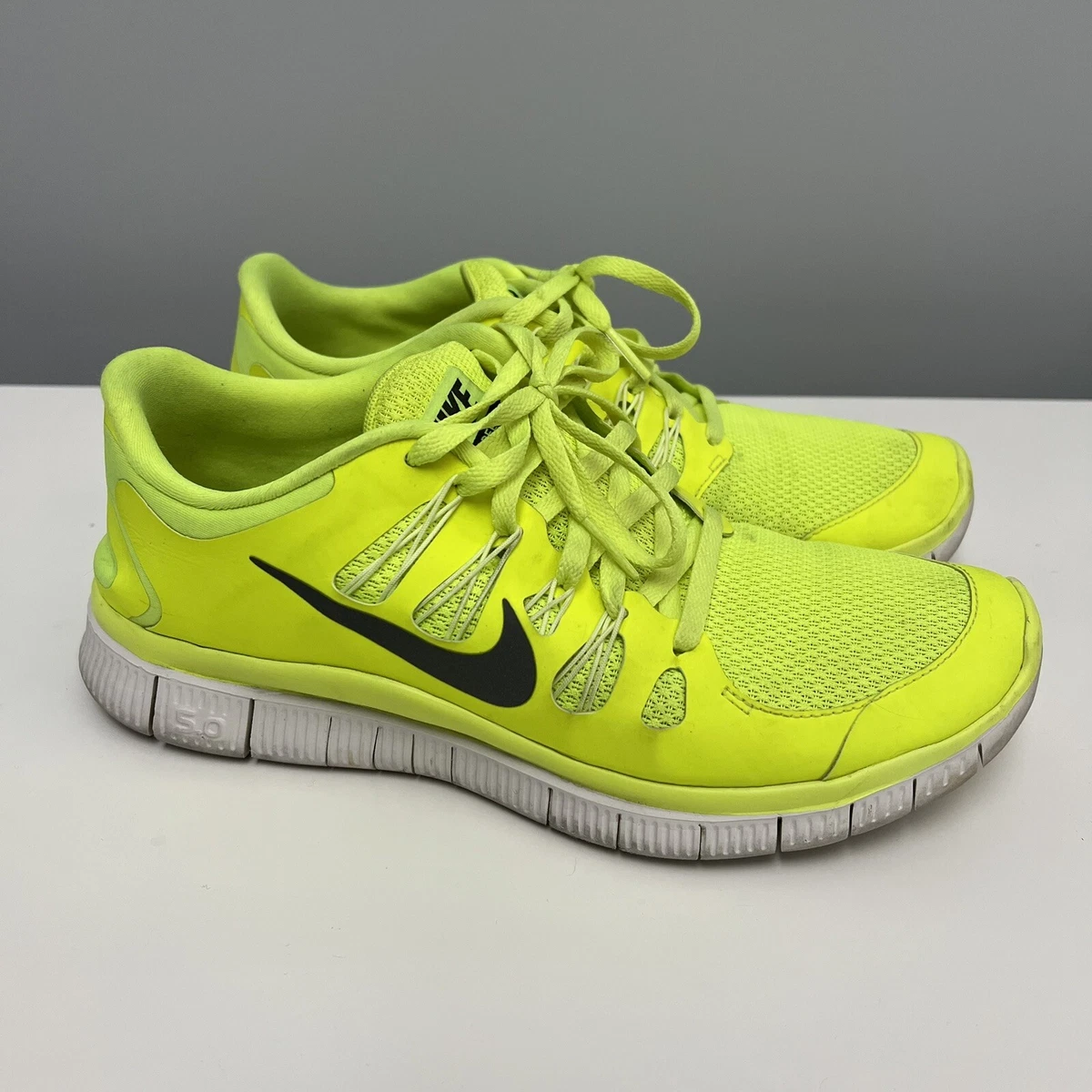 Nike free clearance run volt mens