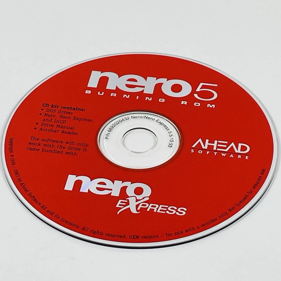 Discos de software Nero 5 Burning Rom y Nero Express 6 CD-ROM de Ahead Software Foto 2 de 4