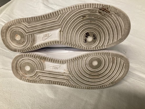Nike Air Force 1 '07 Low Triple White Men's Sneakers Size 15 CW2288-111 - Picture 7 of 11
