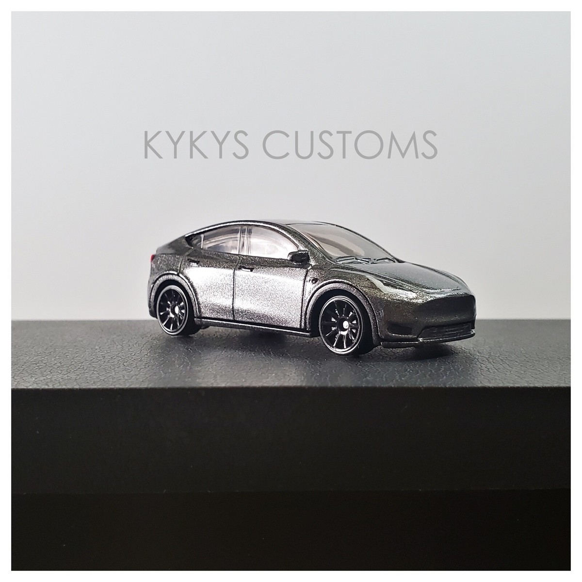 Matchbox Tesla Model Y in Metallic Grey (Custom) Grey w/ Black Rims eBay マッチボックス TESLA MODEL Y