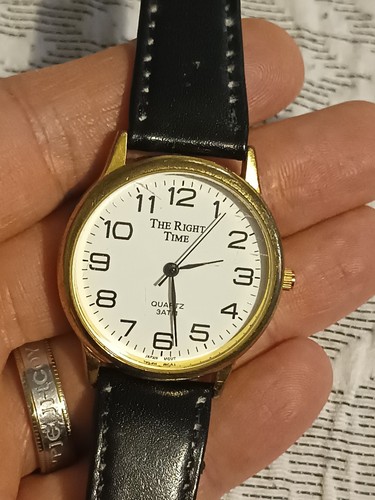 The Right Time Reloj Hombre Tono Dorado Correa Negro Cuarzo - Imagen 3 de 8