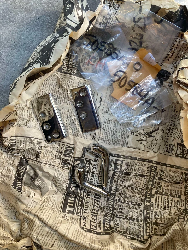 Ford Thunderbird 1955-57 convertible montaje superior con elevación cargada por resorte Foto 4 de 4