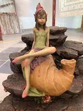 Statua fata Paor in polvere di marmo, porta candela. Mai usata. Ottimo affare