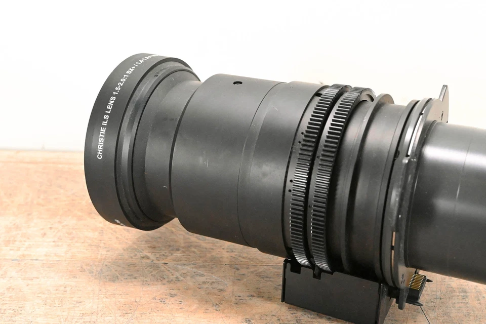 Christie ILS Lens 1.5-2.0:1 SX+ / 1.4-1.8:1 HD 0.95" 3-Chip DLP Lens CG01LP3 - Image 4 of 4