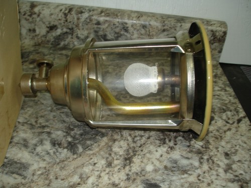 Vintage PRIMUS 300 Propane LANTERN Set in box WOW NICE - Picture 4 of 10