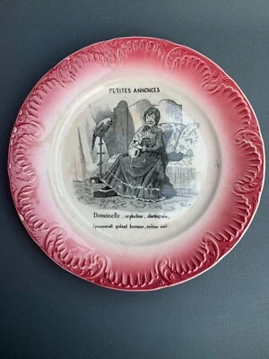 Sarreguemines Serie PETITES ANNONCES  Dessert Deko Teller Humor 4.um 1900 - Bild 1 von 3