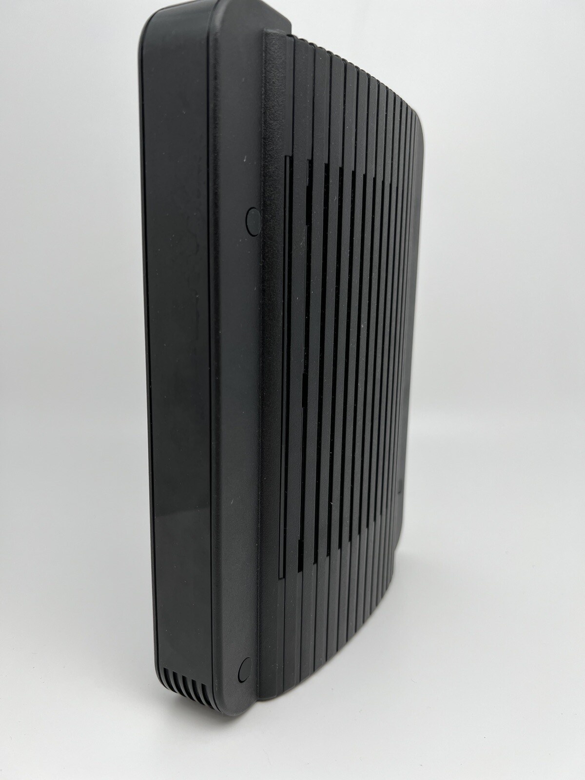 Arris DG1670A Dual Band Data Wireless Cable Modem Router Docsis 3.0 4