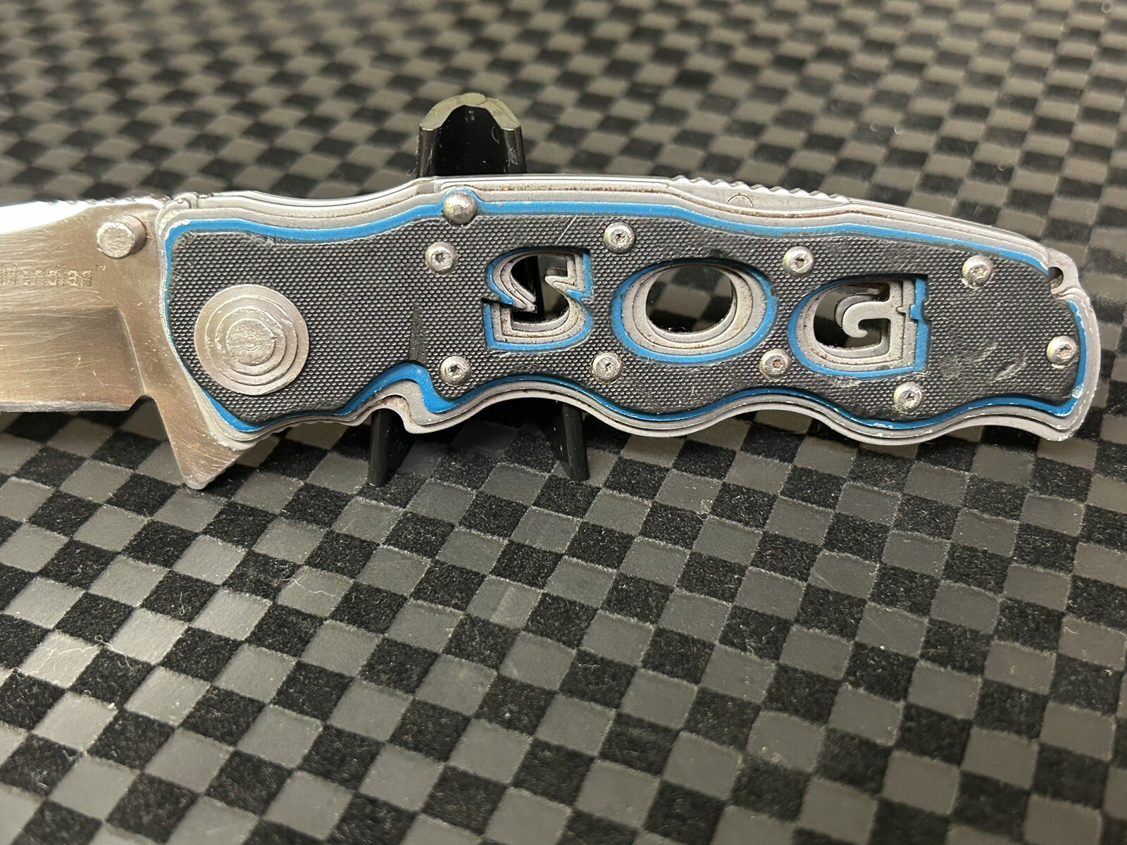 Picture 2 of 20