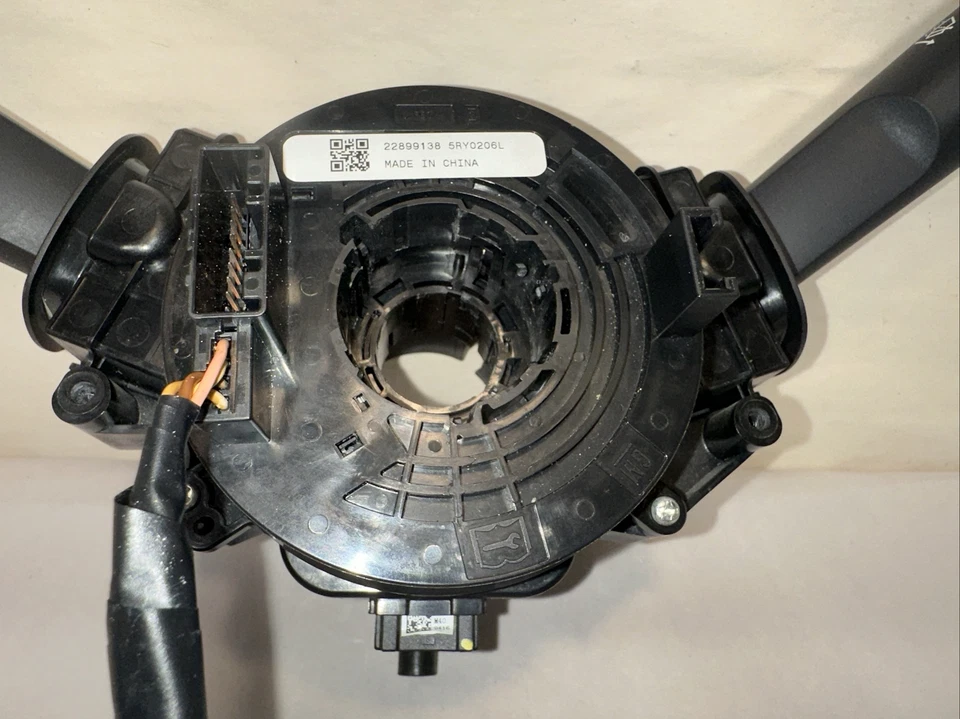 Chevrolet Volt 2015 - 2018 Wiper Switch and Turn Signal Switch OEM — 第 2/4 张图片