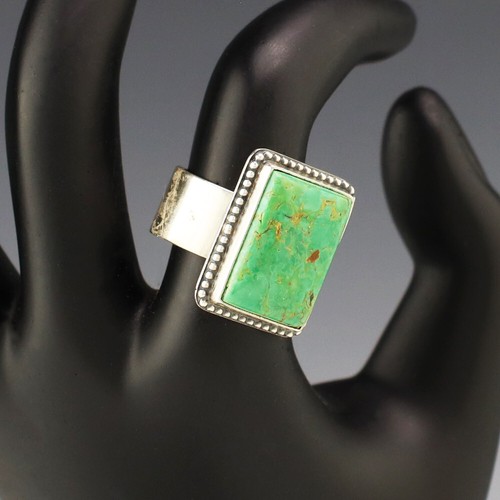 NATIVE AMERICAN NAVAJO STERLING SILVER & TURQUOISE RING - Picture 3 of 5