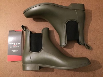 green chelsea rain boots