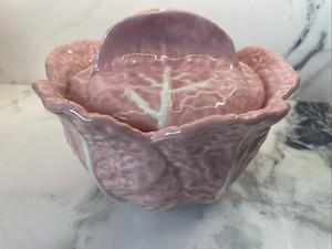 Vintage Pink Cabbage Tureen 6.5” Tall With Lid Looks To Be Marked 502 On Base