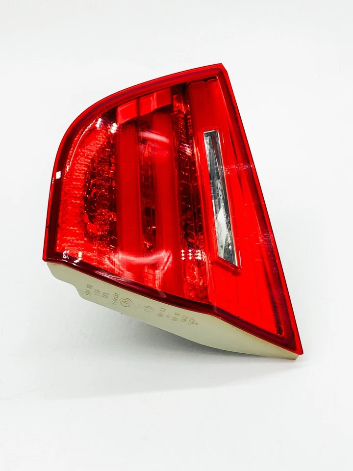 BMW 328I 335I XDRIVE 2009-2011 - derecha - luz trasera interior / lámpara 7289428 Foto 3 de 4