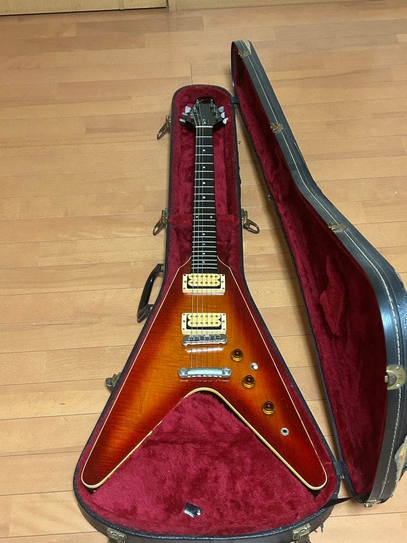 Gibson The V Flying V Guitar Body Sunburst 1982 With Hard Case