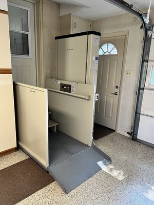 Savaria Wheelchair Lift  gently used