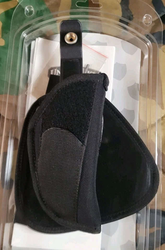 Uncle Mike's Size 1 Owb Nylon Paddle Holster Right-hand Black - Image 4 of 4