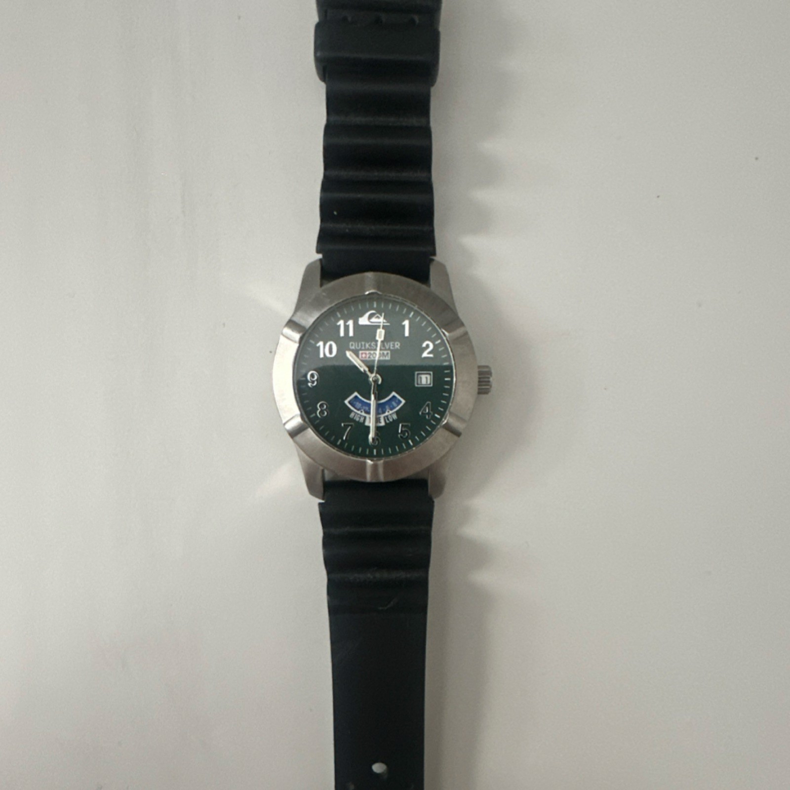 Quiksilver 200M 200m Diver Watch Green Dial Quartz Date Black Rubber Strap