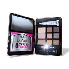 Hard Candy Look Pro Neutral Eyes Palette w/ Primer, Brush  Guide NEW
