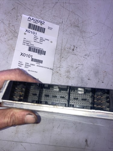 READ 2005-2007 BMW 550I 650I 750I ECU DME 7549700 0261209092 - Picture 2 of 7