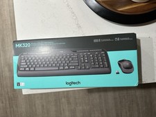 Logitech MK320 Wireless Keyboard Mouse Combo Black QWERTY English Media Keys