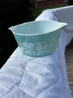 Pyrex Turquoise Amish Butter Print Bowl 1 Quart