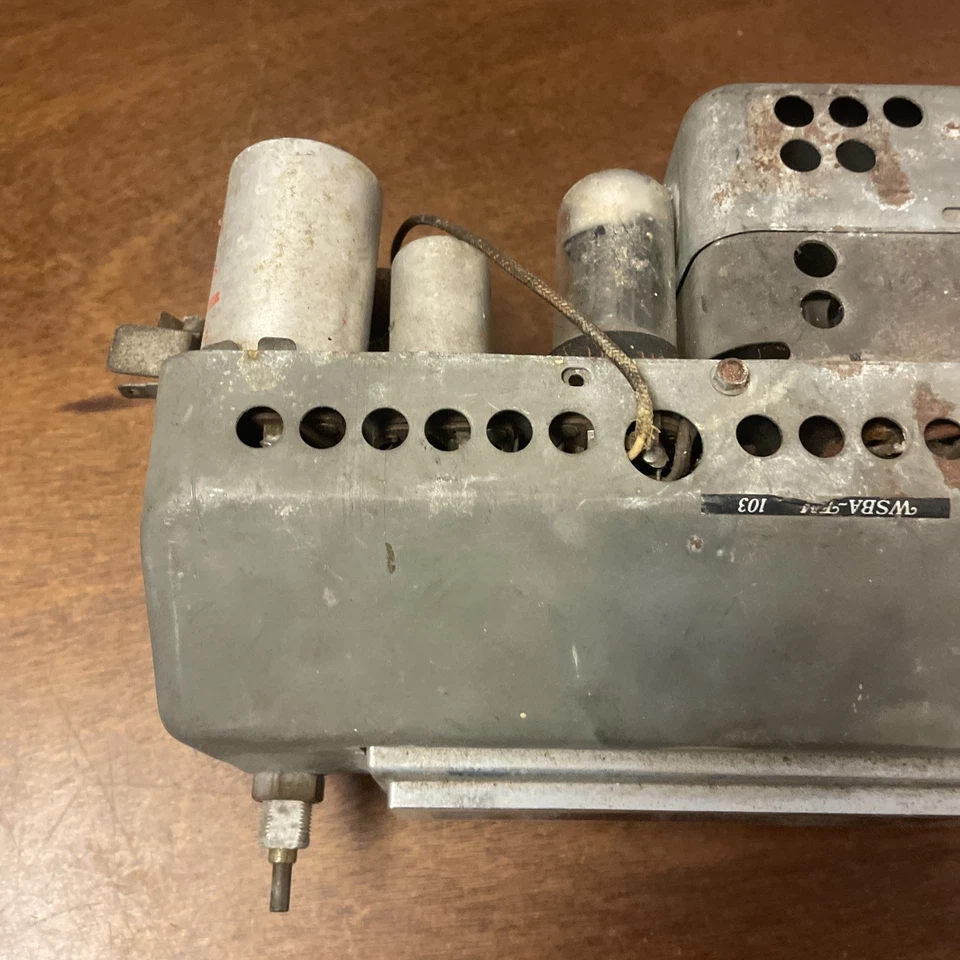 1956 Chevrolet Bel Air Delco 12V AM трубка радио - Изображение 2 из 4