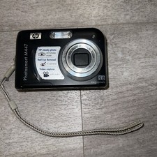 HP PHOTOSMART M447 5.0 MP DIGITAL BLACK CAMERA L1-9 8 