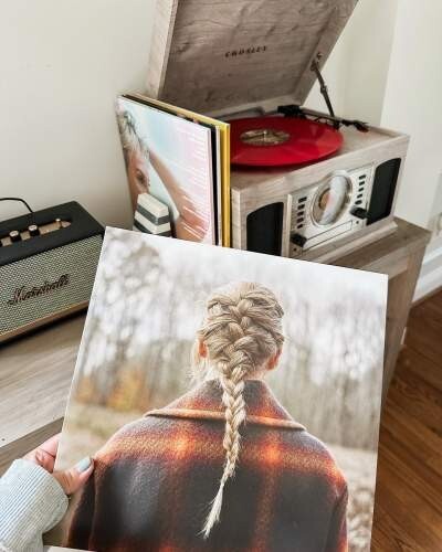 Taylor Swift - Evermore 2-LP Deluxe Edition Red Vinyl