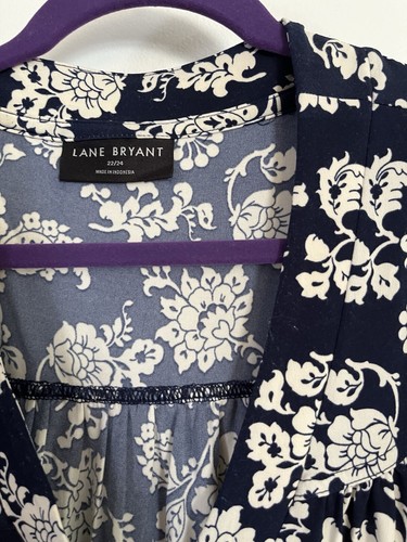 Lane Bryant Navy/white Print Top Size 22/24 - Picture 2 of 2