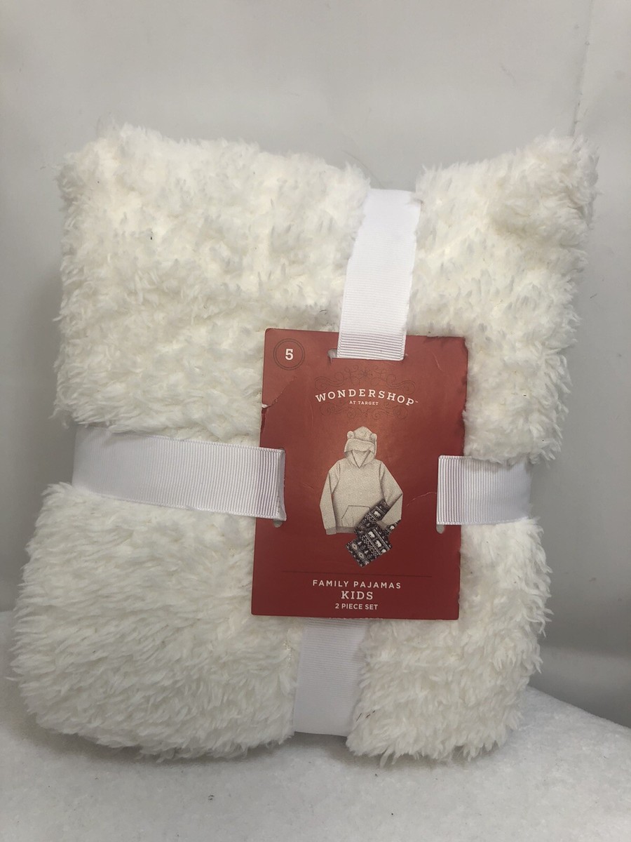 Wondershop at Target Family 2-piece Kids Size Holiday Family