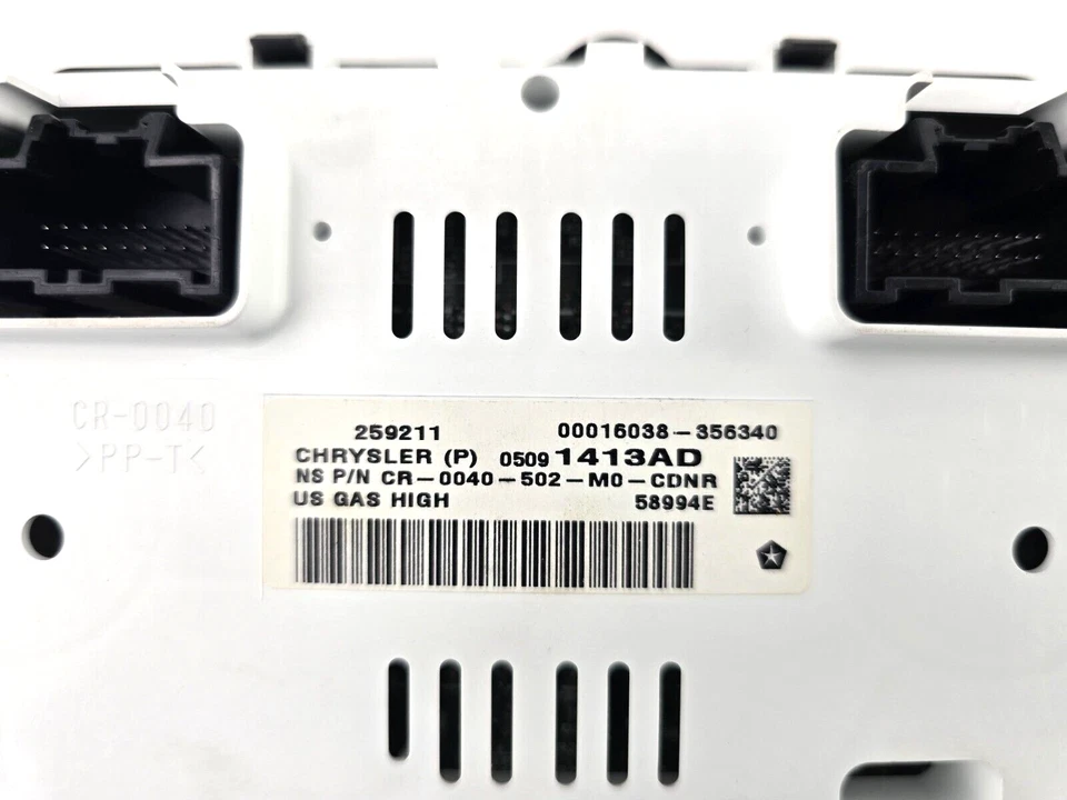 Jeep Wrangler JK 2013 conjunto de calibre de cuadro de instrumentos usado 05091413AD Foto 4 de 4