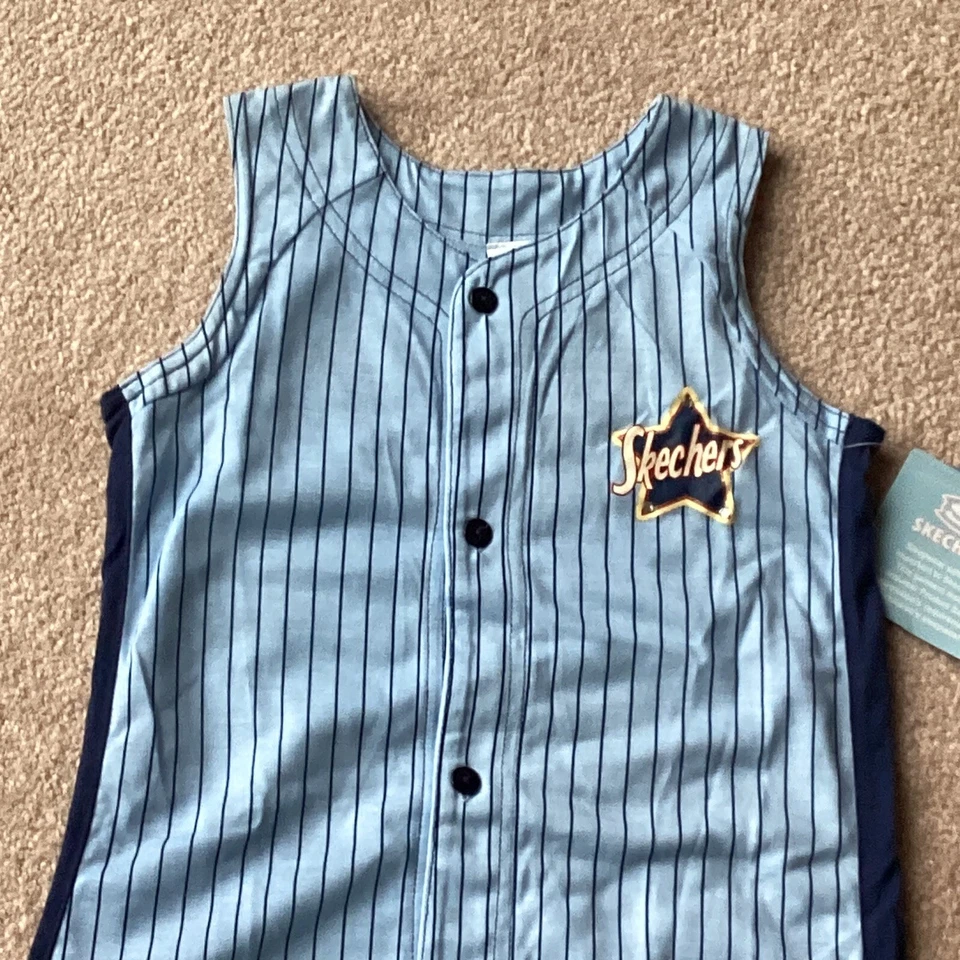 NUEVO CON ETIQUETAS CAMISÓN SKECHERS NIÑAS, CAMISÓN, 6/6X, BOTÓN DELANTERO, RAYAS EN AZUL Foto 2 de 4