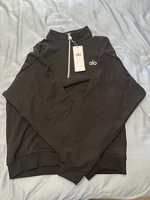 SIZE SMALL MEDIUM & LARGE ALO YOGA ACCOLADE 1/4 ZIP PULLOVER BLACK BRAND NEW