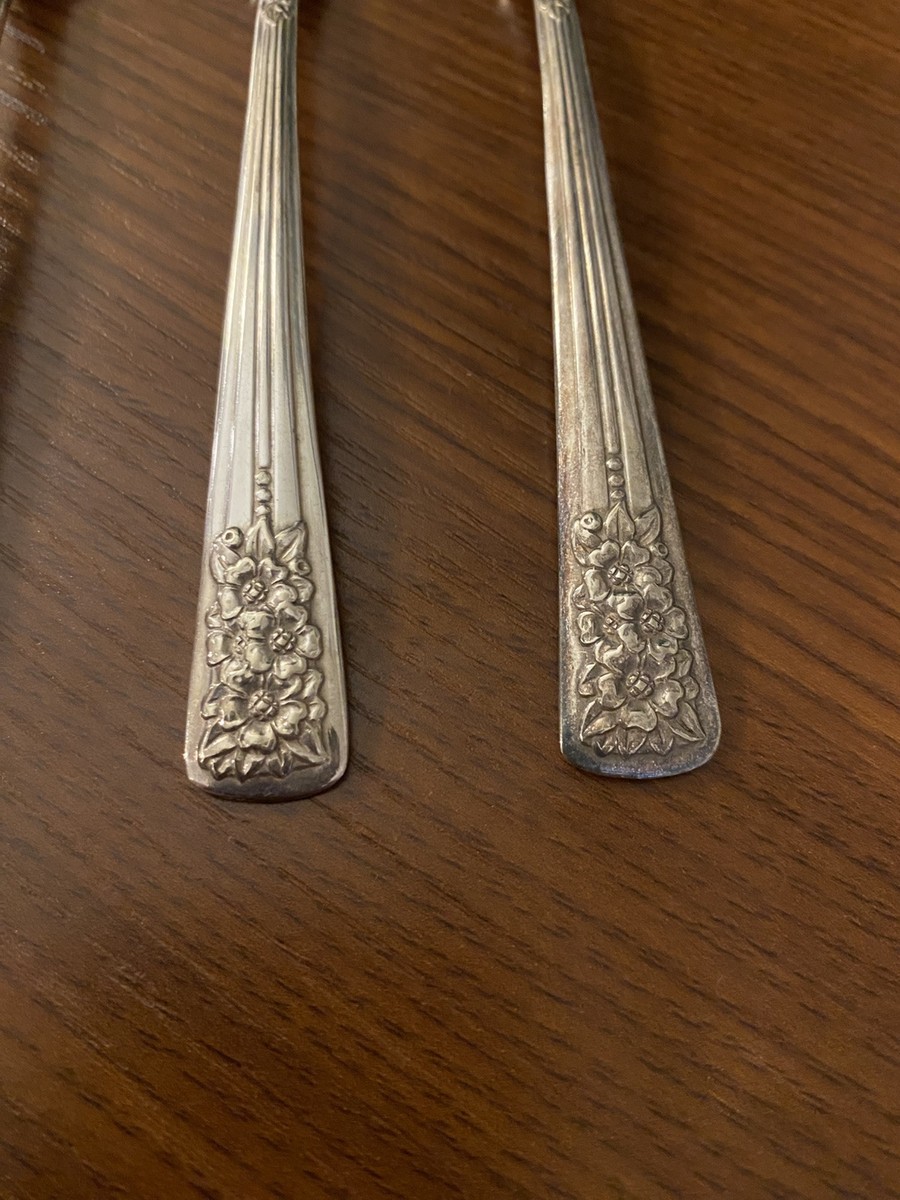 ViNTAGE 1940 silver belle silverplate flatware • 4 Pc 6” Salad