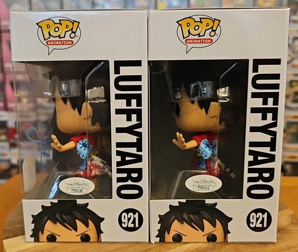 One Piece Luffytaro #921 Signed By Tiffani Thiessen 7 BAP