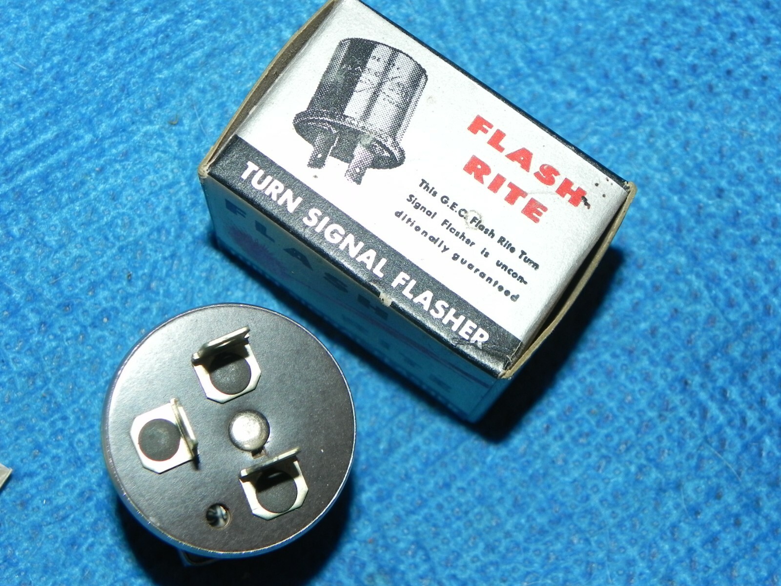 Vintage NOS G.E.C. Flash Rite Automotive 12 Volt 3 Prong Turn Signal