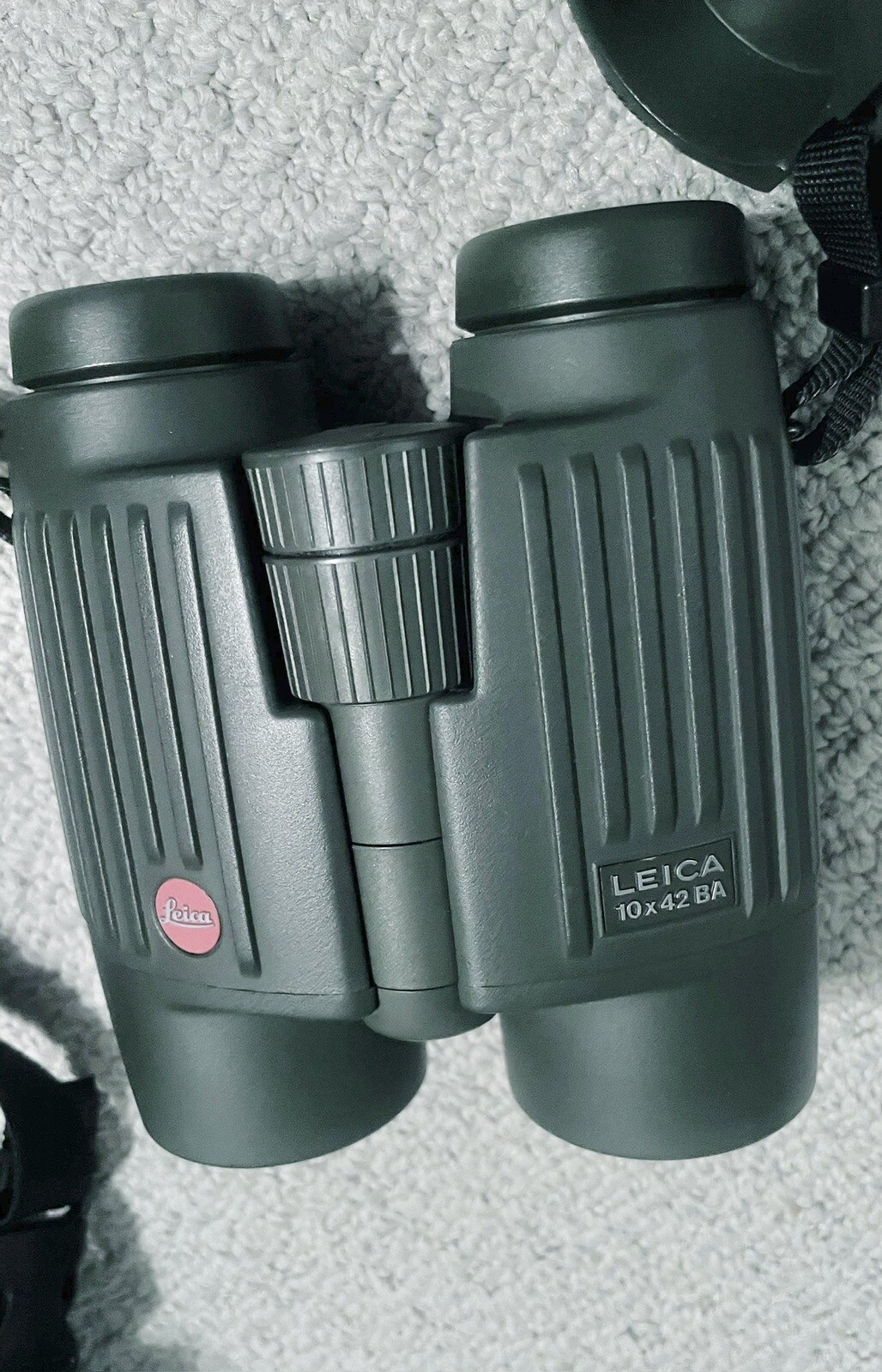 Leica Trinovid Binoculars 10 X 42 BA In Dark Olive Green Made In
