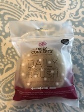 DAILY CONCEPTS DAILY DETOX MASSAGING BRUSH