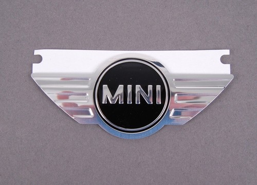 NEW MINI COOPER ENGINE VALVE COVER EMBLEM STICKER MINI LOGO 7594876 - Bild 1 von 4