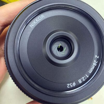 鏡 Amazon.com : Nikon NIKKOR Z 26mm f/2.8 | Pancake prime lens for Z