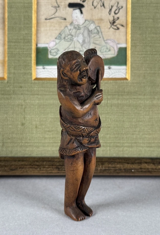 Antigo Buxo Japonês Netsuke Alto Baterista Homem Ashinaga Sagemono 18º C. Edo - Imagem 4 de 4