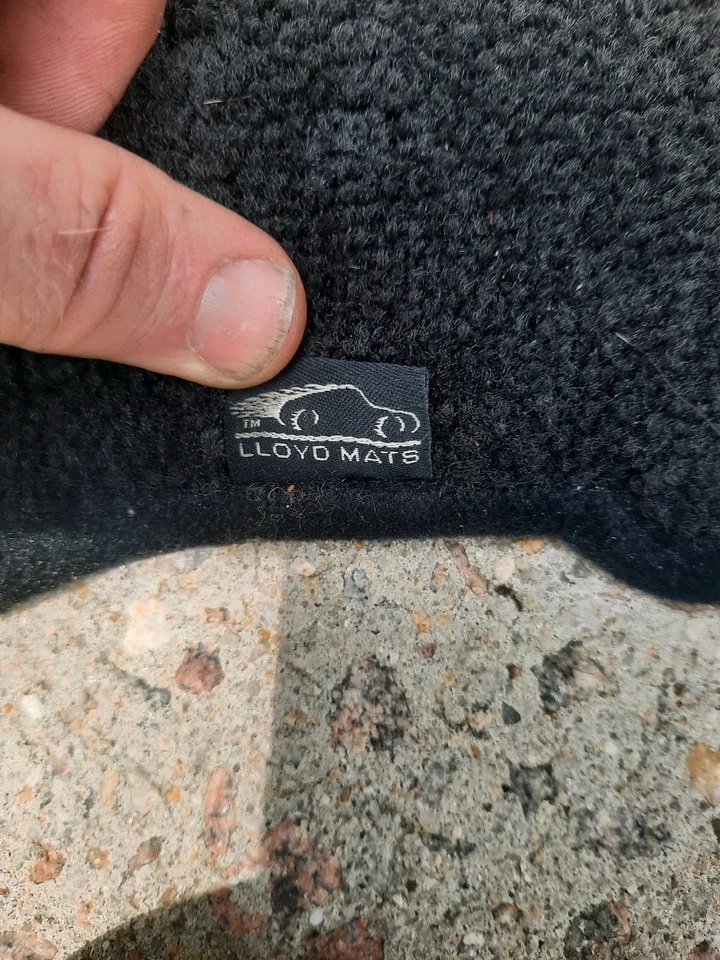 Alfombrillas Lloyd Porsche 911 997 987 Boxster Cayman con escritura amarilla Foto 3 de 4