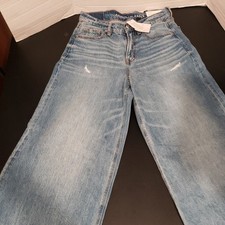 American Eagle High-Waisted Baggy Wide Leg Jean 26 / 31 Distressed