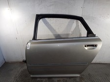 Porte arrière et accessoires Audi V8